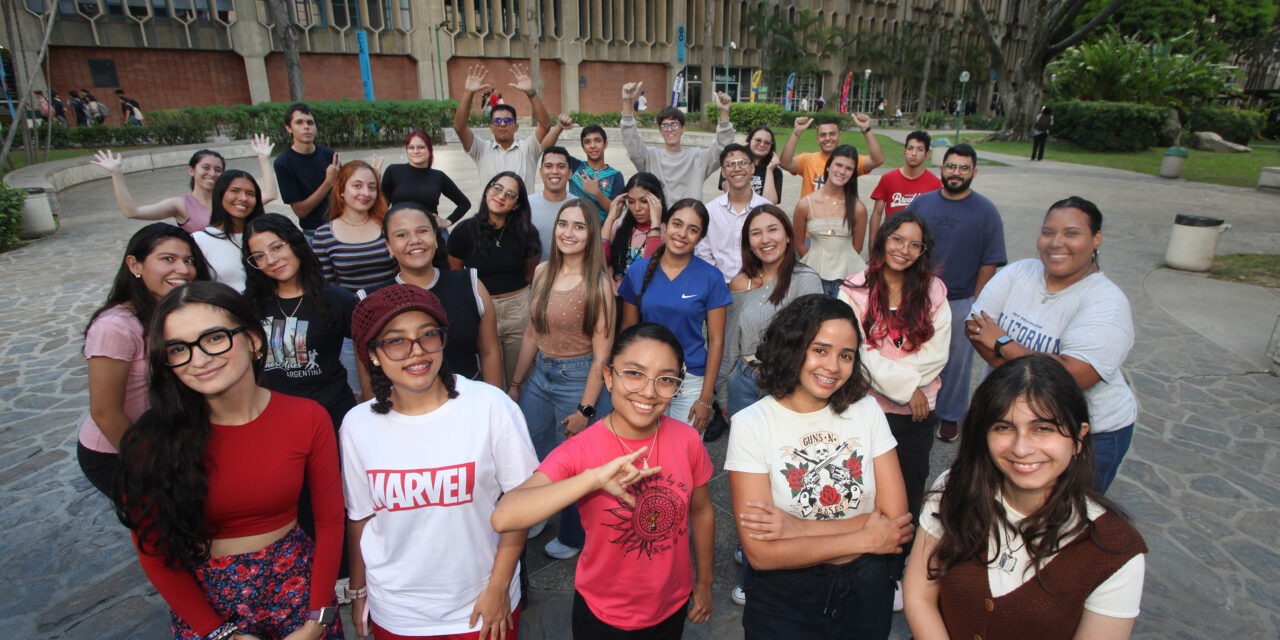 Más de 30 jóvenes becados por la UCAB comenzaron su formación como educadores