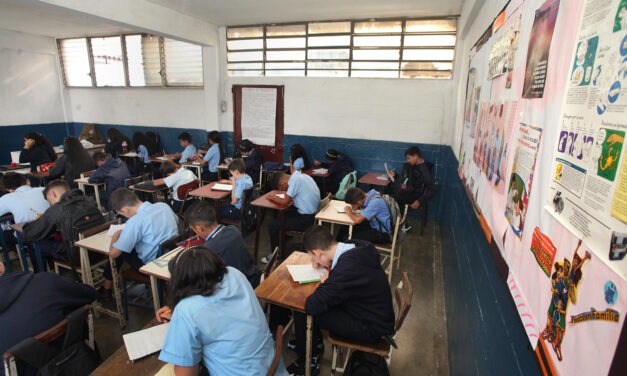 SECEL 2025: Sigue cayendo el rendimiento en Matemáticas de los alumnos venezolanos, aunque mejora el de Habilidad Verbal