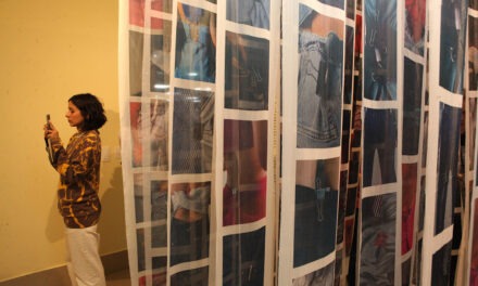 Los «ajustes y alteraciones» de la moda se revelan en el Centro Cultural UCAB