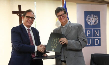 UCAB y PNUD suscribieron acuerdo para construir una «plataforma compartida de aprendizaje, innovación y servicio» a partir de 2026