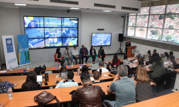 Encuentro sobre banca y desarrollo sostenible organizaron la UCAB y el PNUD
