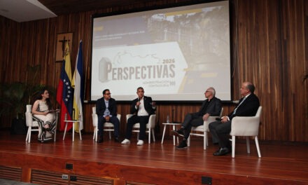 Crecimiento, pero con grandes desafíos: lo que auguraron especialistas en foro «Perspectivas 2026»