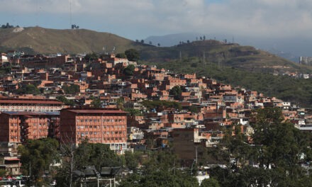 Cambio climático, pérdida de biodiversidad y contaminación de la industria digital agravan crisis ambiental, según expertos