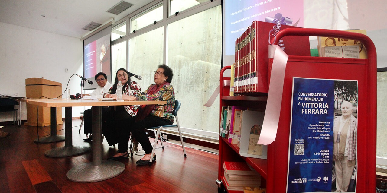 La UCAB fortalece su acervo feminista con la biblioteca de Vittoria Ferrara