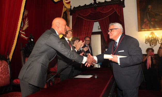 Profesor Humberto Villasmil fue incorporado a la Academia de Ciencias Políticas y Sociales