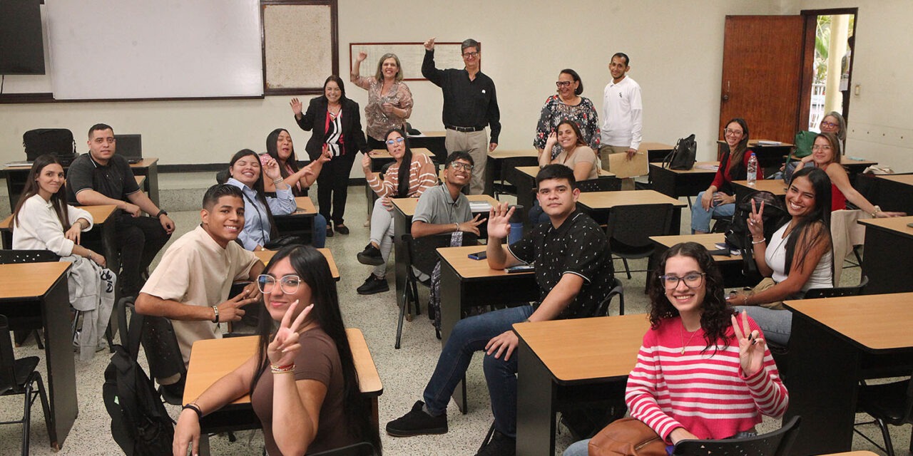 Rector de la UCAB a estudiantes del TSU en Seguros: «Queremos darles las herramientas que generen la diferencia en el mercado»