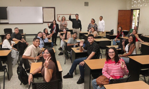 Rector de la UCAB a estudiantes del TSU en Seguros: «Queremos darles las herramientas que generen la diferencia en el mercado»