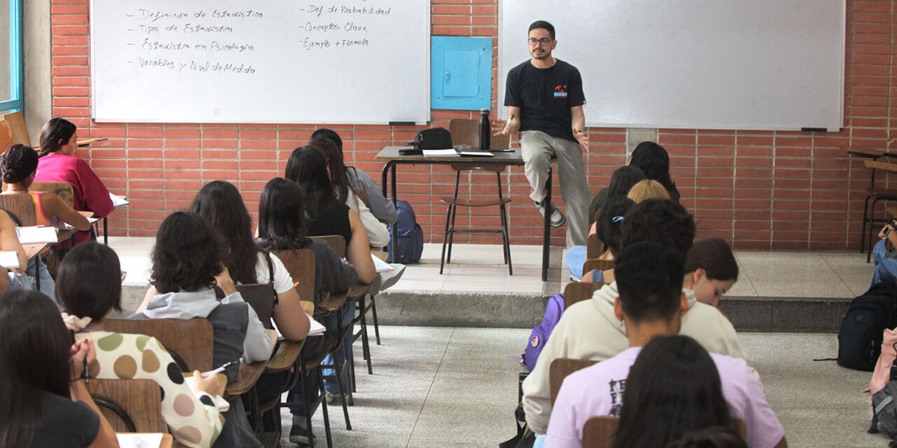 Beca Excelencia Andrés Bello: la UCAB busca jóvenes talentosos para estudiar Educación