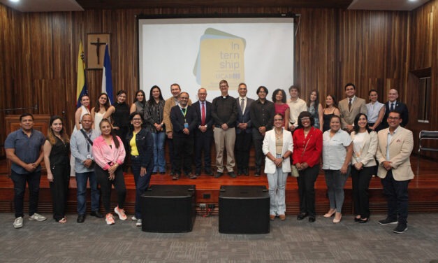 Diez ucabistas culminaron con éxito la cuarta edición de Internship UCAB