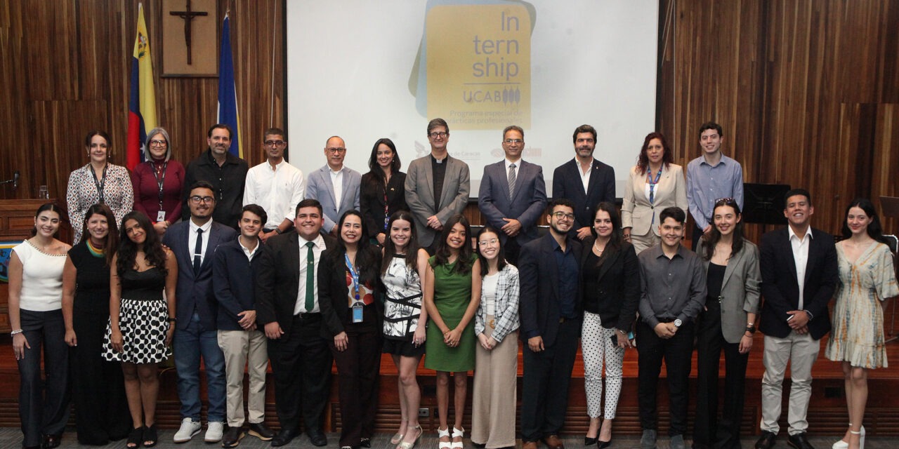 Por un futuro profesional exitoso: 14 estudiantes culminaron III edición de Internship UCAB