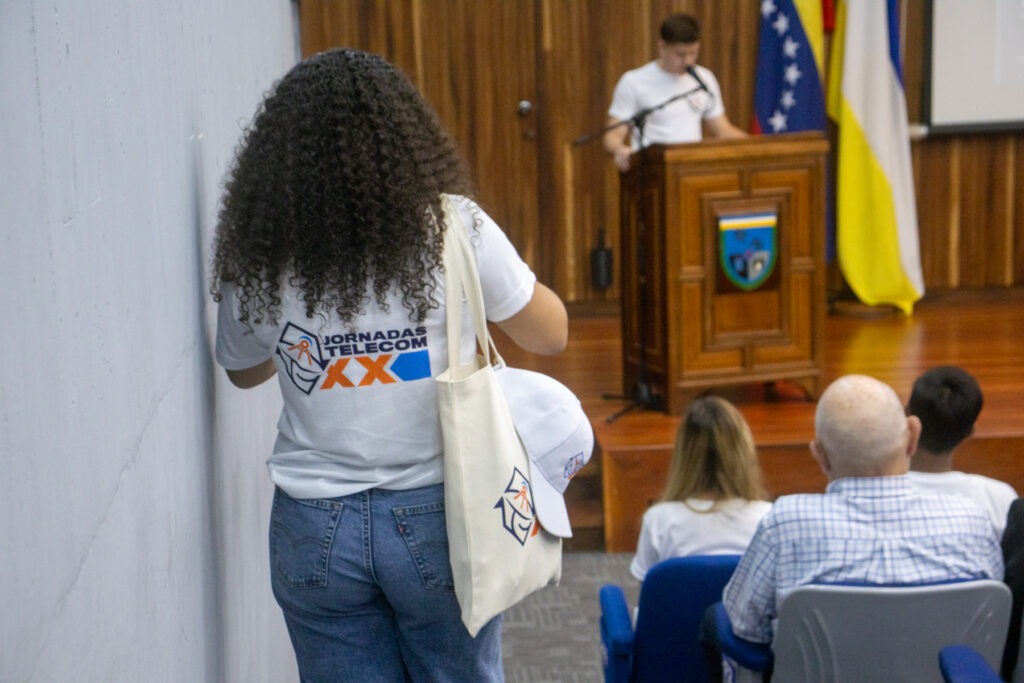Telecom UCAB 2026