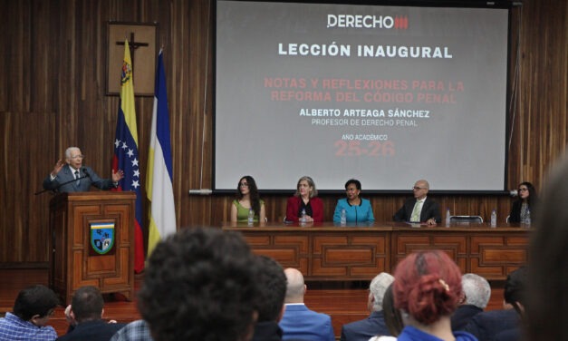 «No podemos ver impasibles la realidad de lo que ocurre con la justicia»: Alberto Arteaga en lección inaugural de Derecho