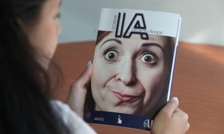 abediciones se aproxima a la inteligencia artificial con libro de Ricardo Arispe