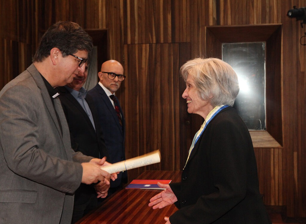 ana teresa torres