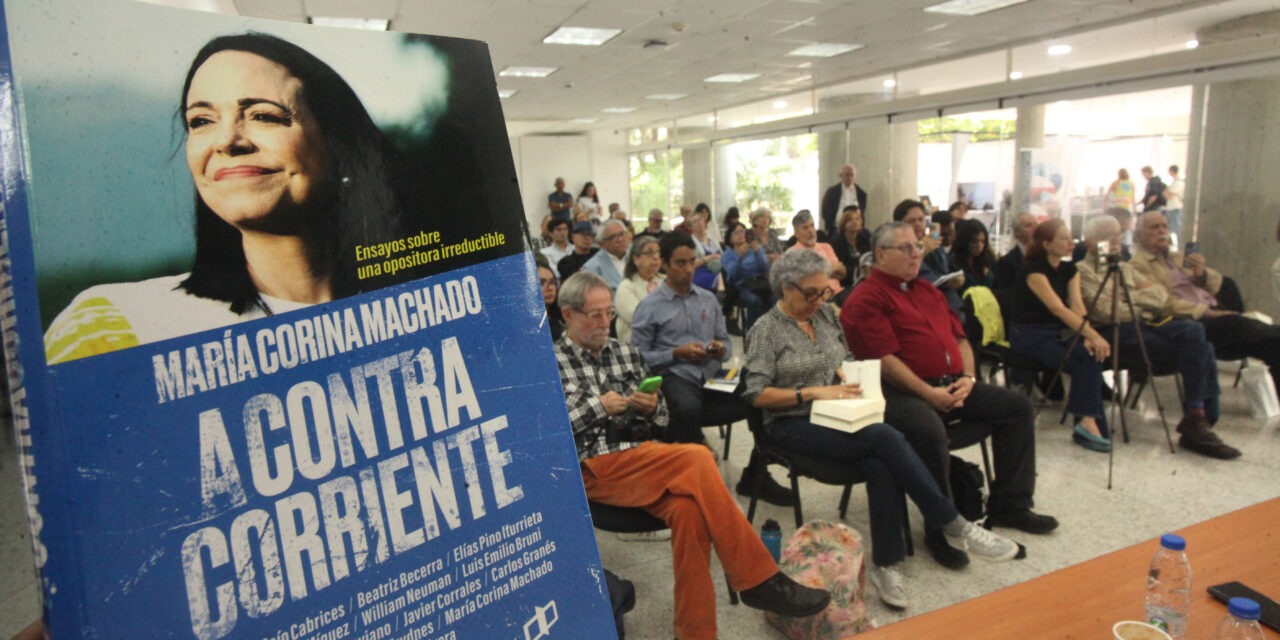 Editorial Dahbar presentó en la UCAB el libro «María Corina Machado, a contracorriente»