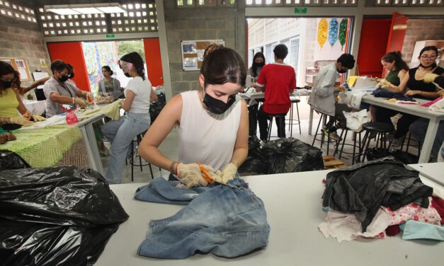Reciclaje textil: otra vía de la UCAB para apoyar ante tragedia por terremotos