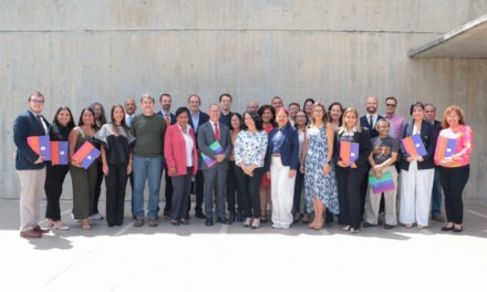 Doble mérito: La UCAB reconoció ascenso de profesores y labor de estudiantes tutores