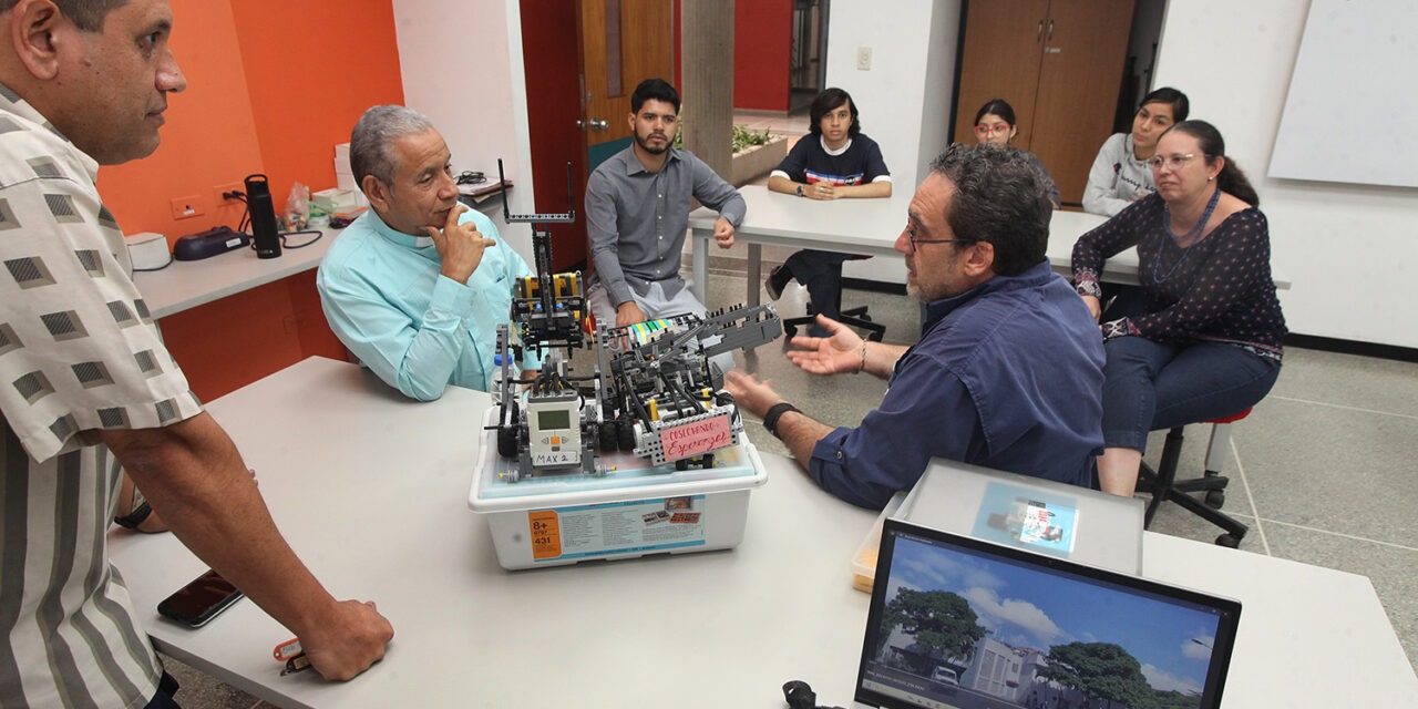 Provincial Alfredo Infante celebra que Extensión Social UCAB vincule a estudiantes con su entorno y los transforme profesionalmente