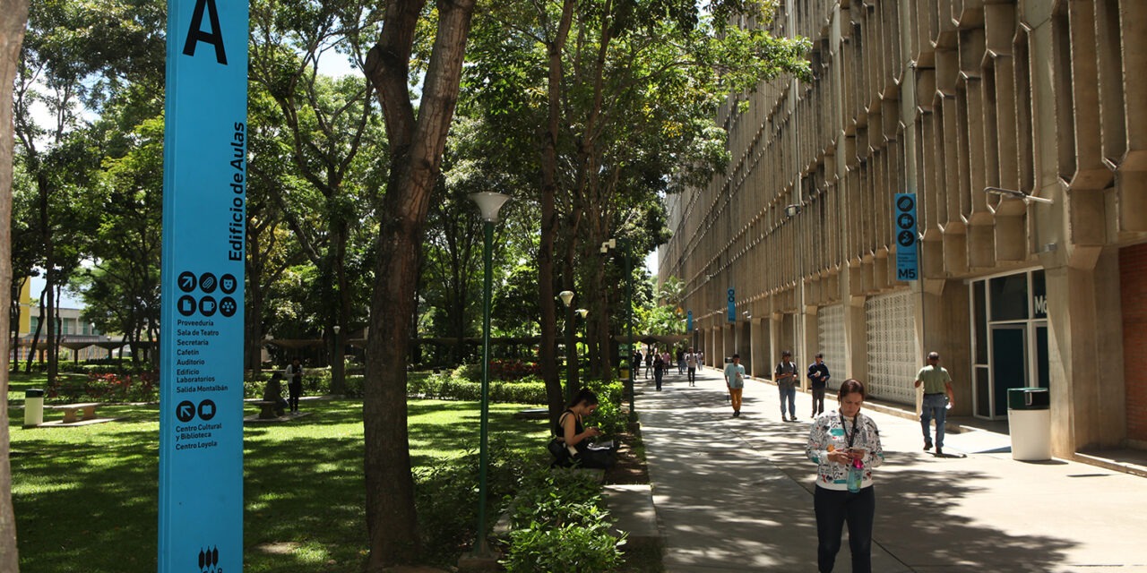 Consejo Universitario de la UCAB llama a reinstitucionalizar y democratizar el país (Comunicado)