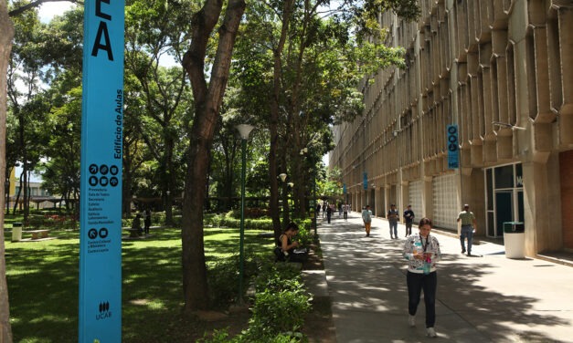 Consejo Universitario de la UCAB llama a reinstitucionalizar y democratizar el país (Comunicado)