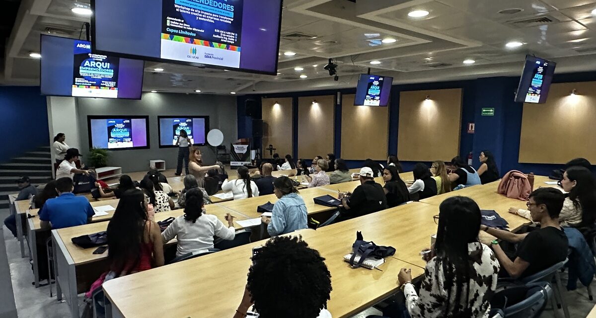 «ArquiEmprendedores» ofreció herramientas de negocio a arquitectos y diseñadores
