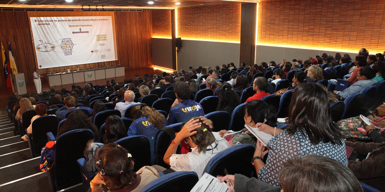 «Ya no somos los guardianes del conocimiento, somos los arquitectos»: así se vivió el VII Congreso de Innovación Educativa