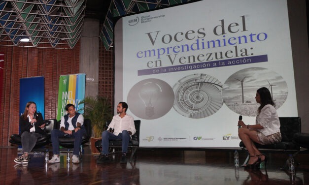 Congreso “Voces del Emprendimiento» acercó a los nuevos empresarios a experiencias de mercado reales
