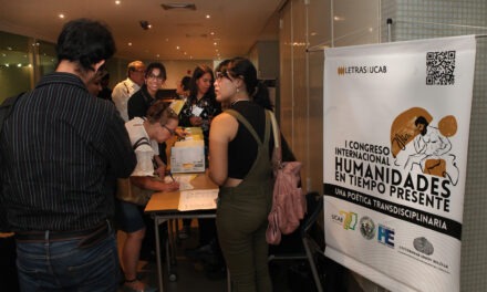 I Congreso Internacional Humanidades en Tiempo Presente: promoviendo universitarios críticos