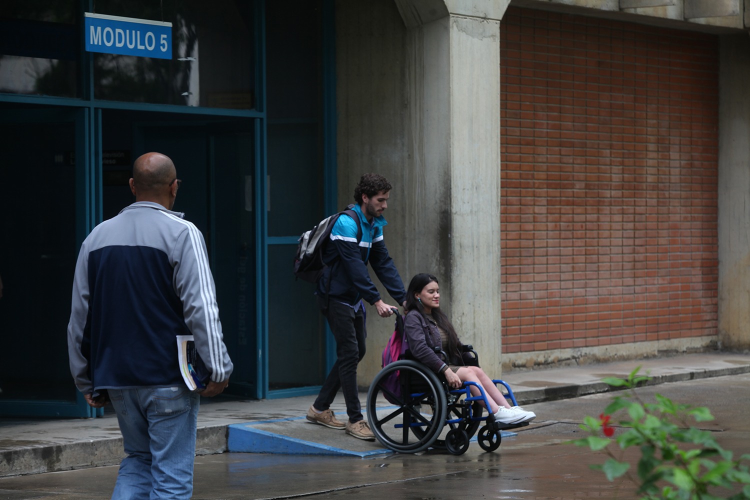 La UCAB reafirma su compromiso con la inclusión de estudiantes con