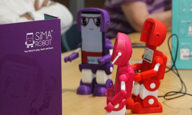 Sima, el primer robot educativo de Latinoamérica, podría fabricarse en la UCAB