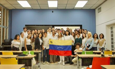 Ucabistas participaron en conferencia virtual organizada por universidad ucraniana