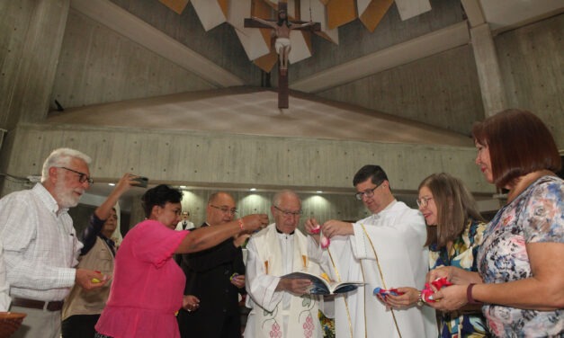 Con el bautizo de un libro, la Facultad de Ingeniería UCAB celebró sus 70 años fundacionales