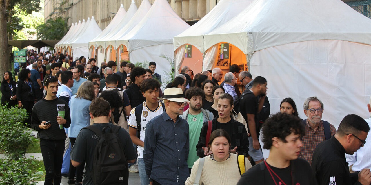 «La FLOC es una forma de construir ciudadanía»: inaugurada la 8va Feria del Libro del Oeste de Caracas