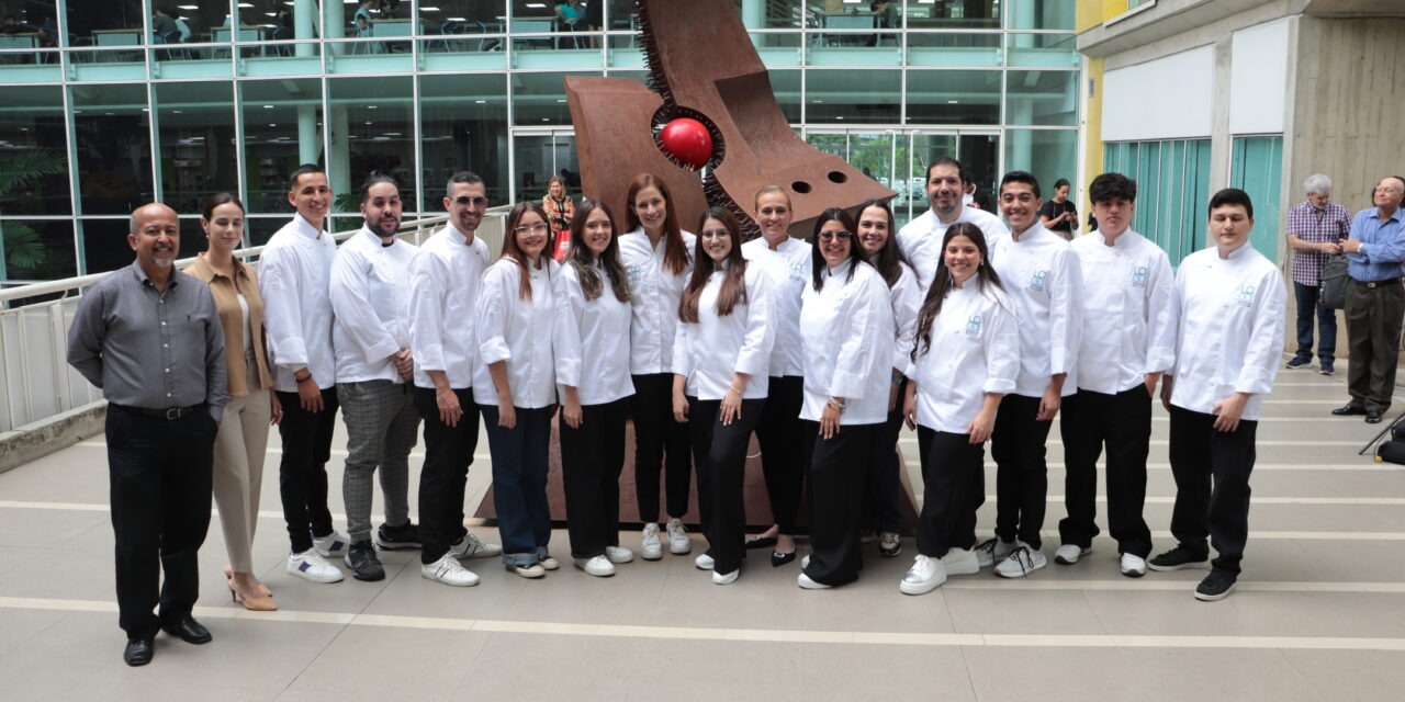 Certificada oficialmente primera cohorte de cocineros de la Academia de Gastronomía UCAB-Plaza’s