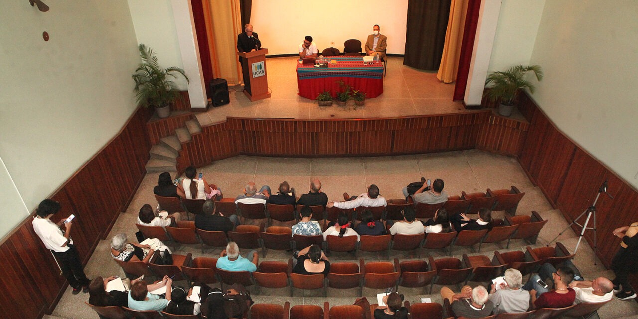 Repensando lo humano: Centro de Investigación Teológica de la UCAB debutó con reflexión académica