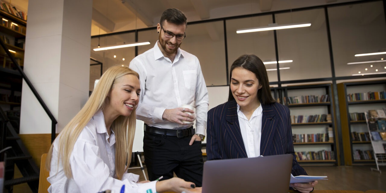 Internship UCAB ofrece a estudiantes prácticas pre-profesionales en empresas de alto nivel