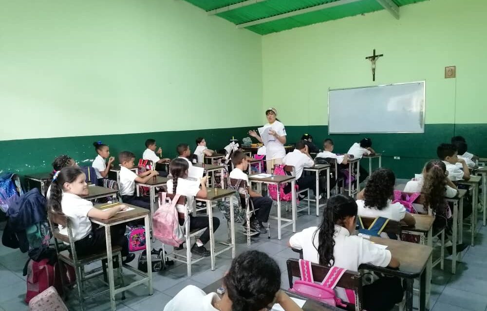 La UCAB participó como observadora en prueba piloto de evaluación de aprendizaje coordinada por el Ministerio de Educación y la Unesco