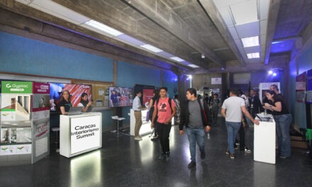 Charlas y homenajes sobre arquitectura y diseño: así fue la Caracas Interiorismo Summit en la UCAB