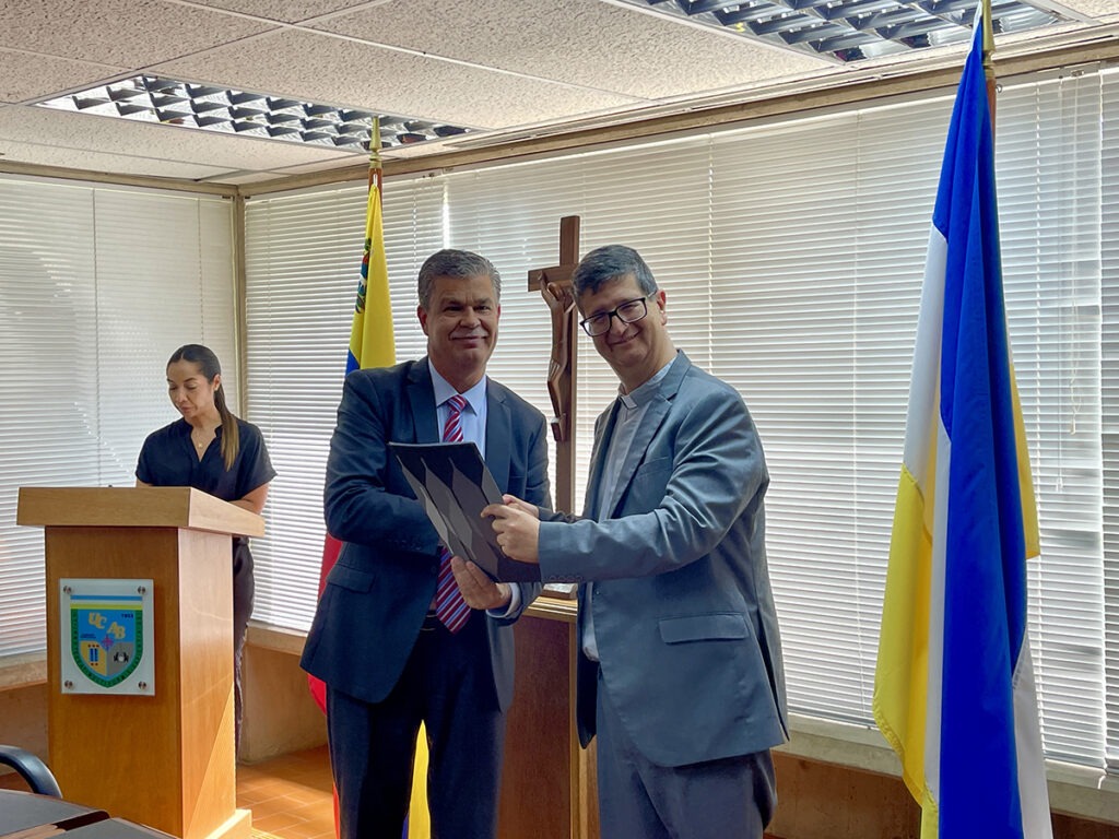 Convenio UCAB Asociación bancaria