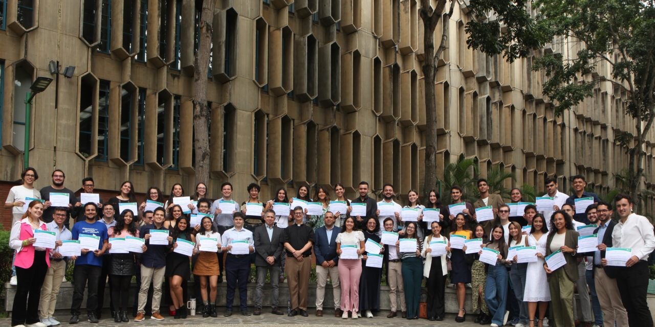 Estudiante Integral Ucabista 2024: la universidad reconoció a 57 alumnos por su dedicación extracurricular
