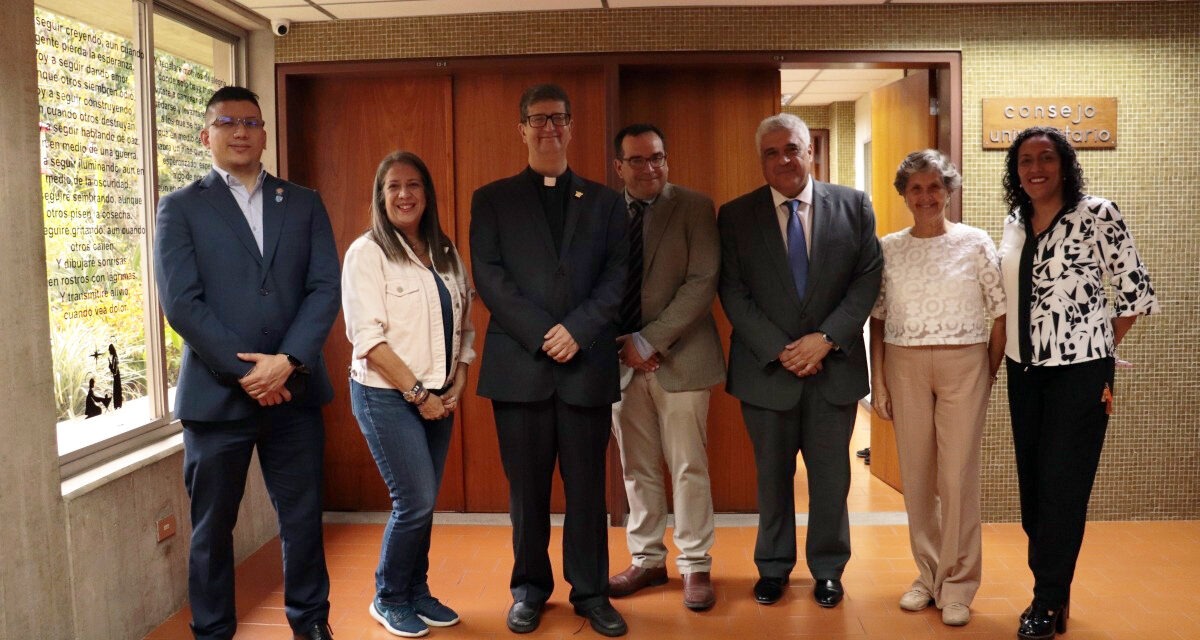 UCAB y Cámara de Industriales de Carabobo suscribieron convenio para impulsar desarrollo de la región