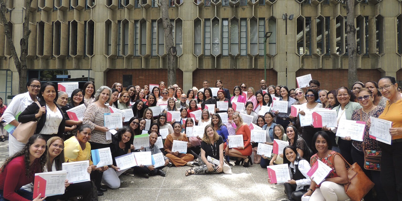 Más de 100 docentes de La Guaira egresaron del 1° Diplomado de Mediación Pedagógica de la UCAB