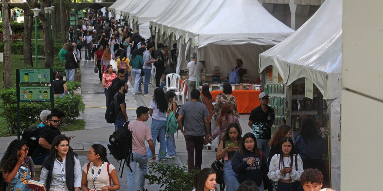 Para el disfrute de la literatura y la cultura: inaugurada oficialmente la 9na FLOC UCAB