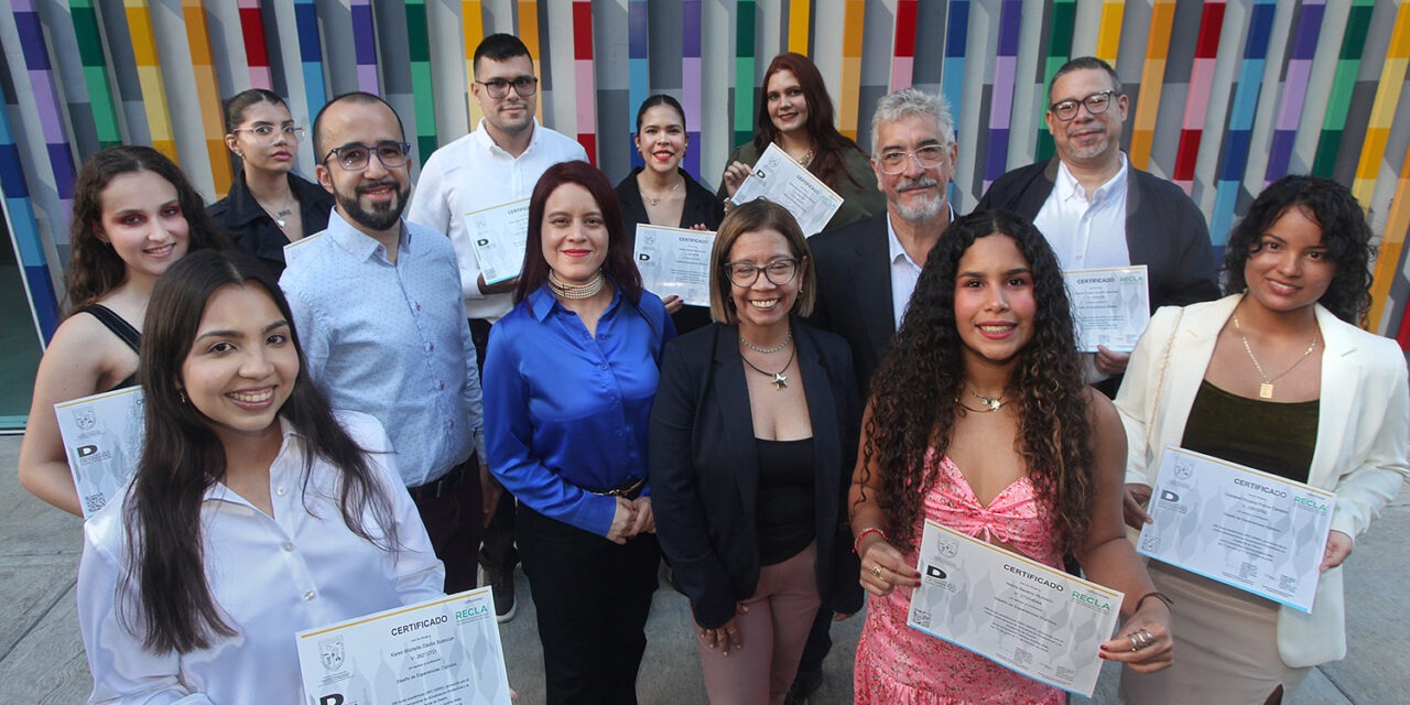 Certificada oficialmente la primera cohorte de Diseño de Experiencias Digitales de la Academia UCAB-ProDiseño