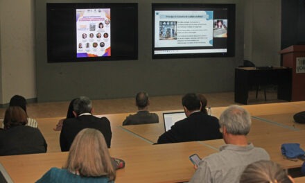Investigadora de la Universidad de Salamanca presentó 7 principios para el uso de la IA en la educación