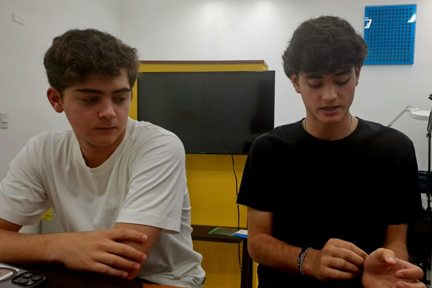 Nicolás y Alejandro Vázquez, autores del libro 'Papá, quiero ser Trader'