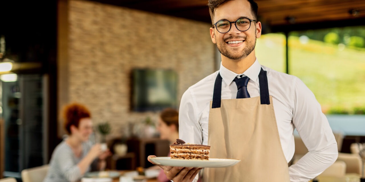 Por la calidad del servicio: Academia de Gastronomía UCAB-PLaza’s presenta formación para mesoneros