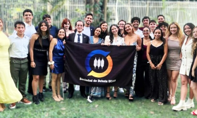 Sociedad de Debate UCAB sobresalió en la Copa Andrés Bello 2025