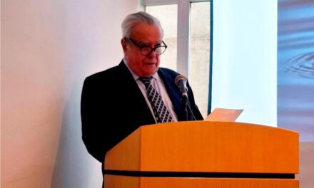 José María De Viana: “Solo una cuarta parte de la población recibe agua continua“