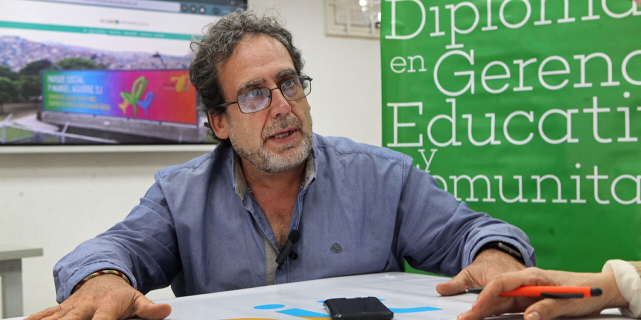 «La vocación del director de escuela ha permanecido en este momento más cruel»